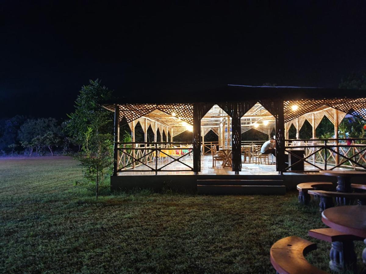 Modhera Sunrise Resort - Tents Bhungas Jungle Restaurants & Candlelight Dining Kalri Exterior photo