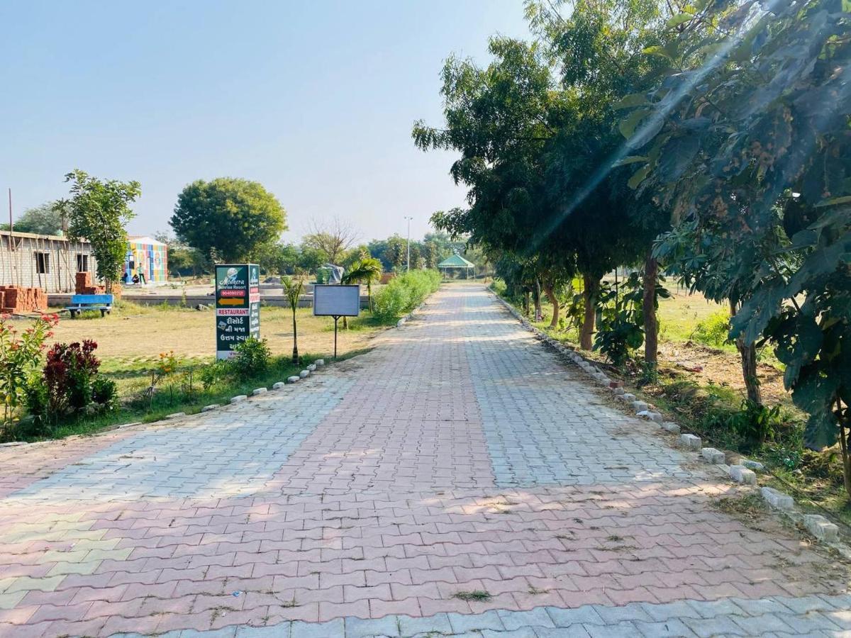 Modhera Sunrise Resort - Tents Bhungas Jungle Restaurants & Candlelight Dining Kalri Exterior photo