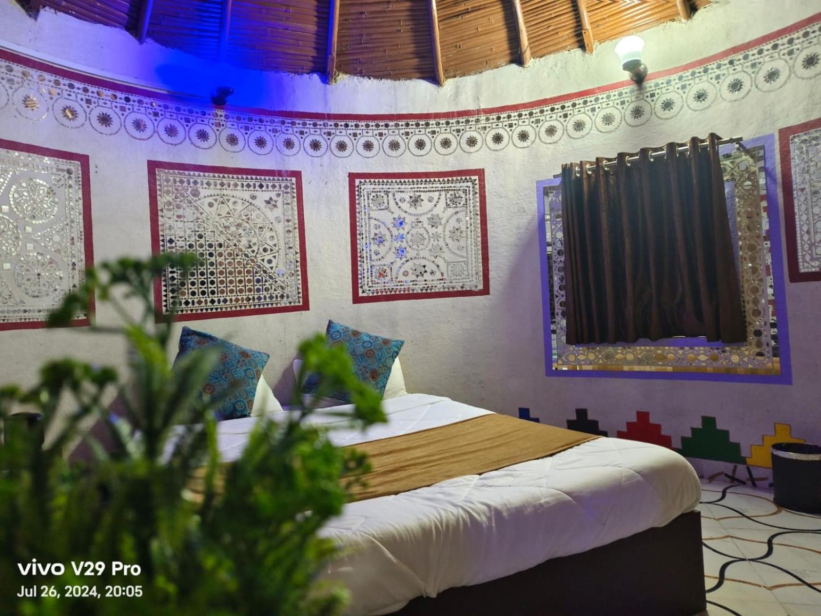 Modhera Sunrise Resort - Tents Bhungas Jungle Restaurants & Candlelight Dining Kalri Exterior photo